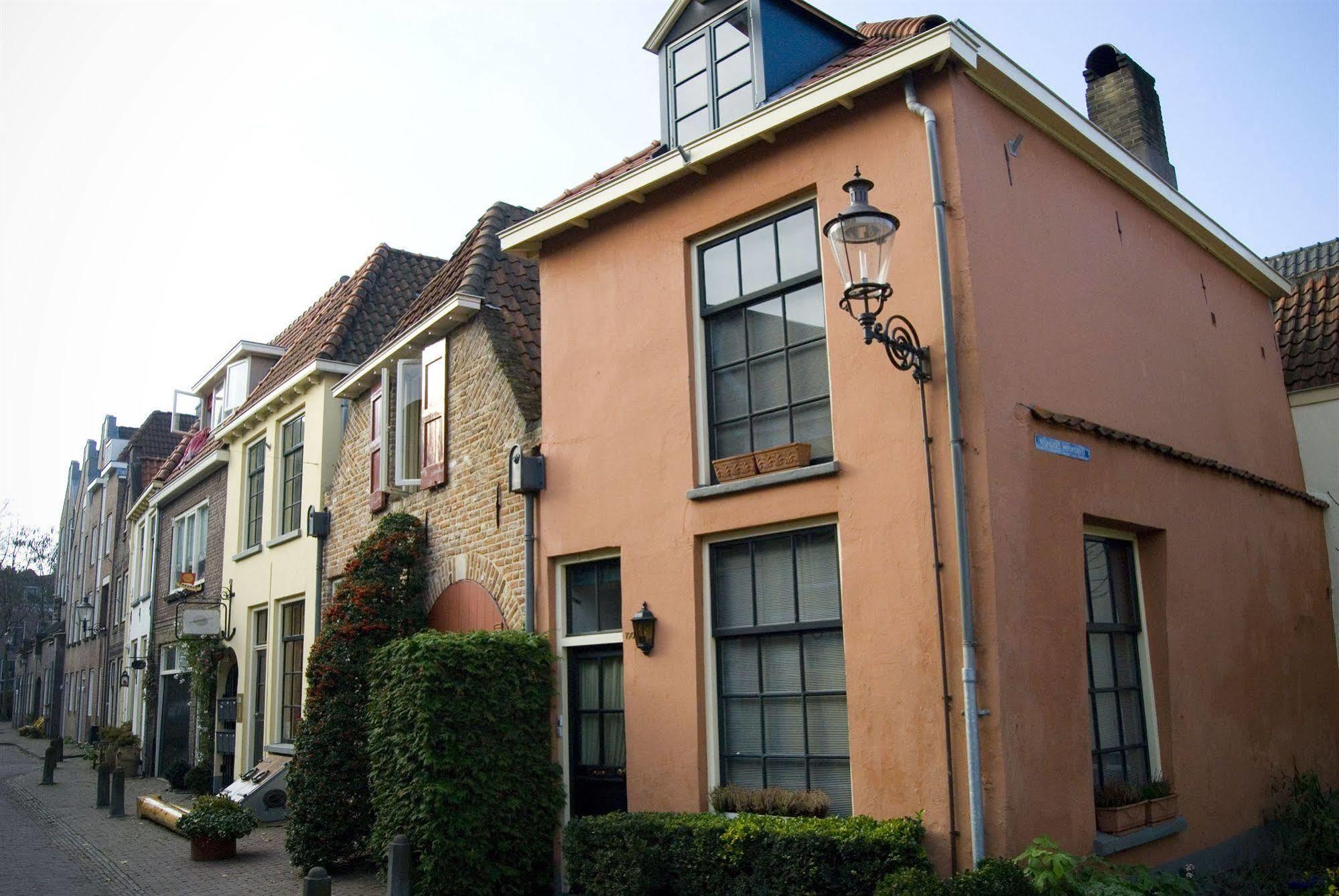 Fletcher Hotel Gilde Deventer Bagian luar foto