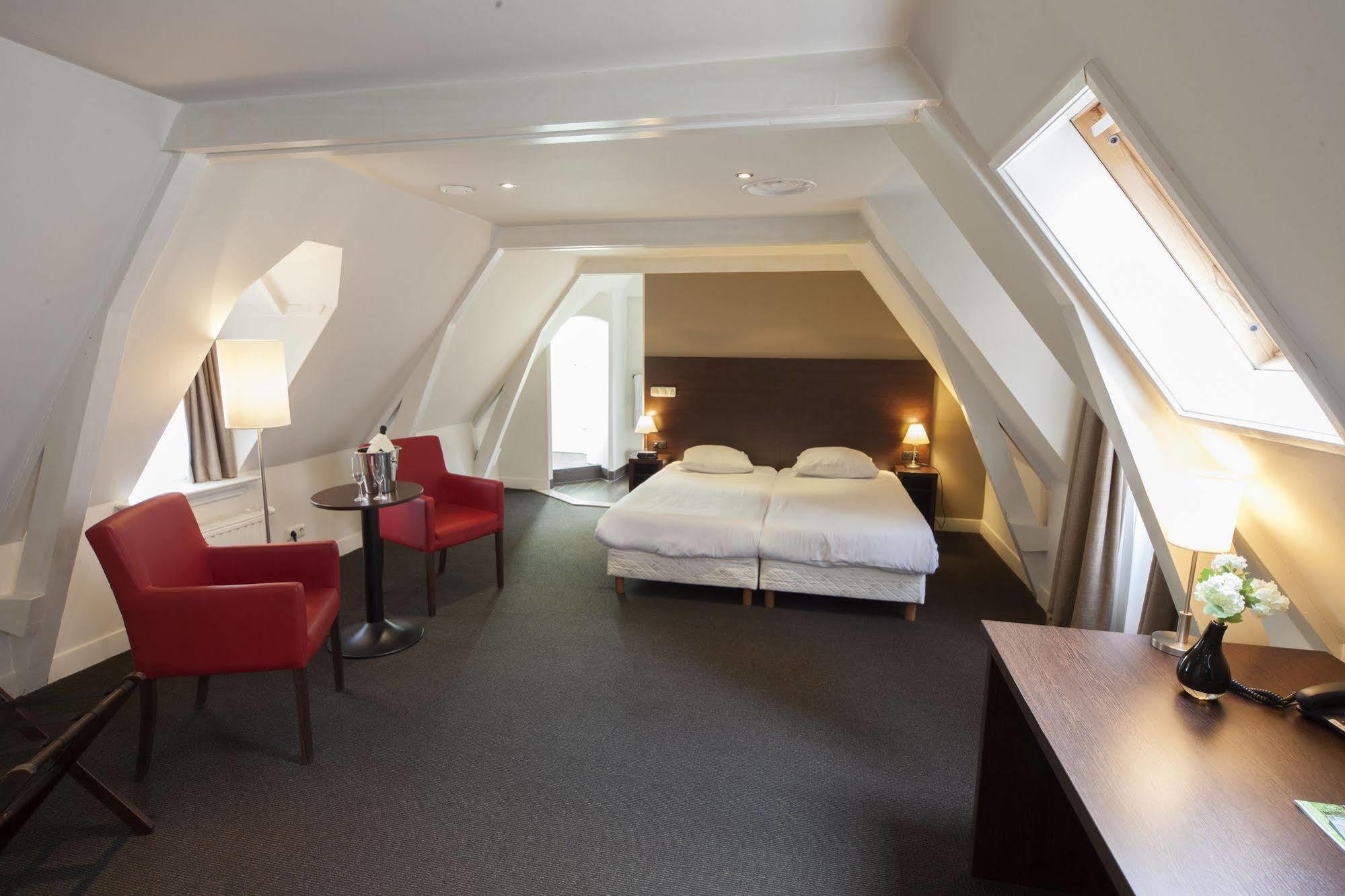 Fletcher Hotel Gilde Deventer Bagian luar foto
