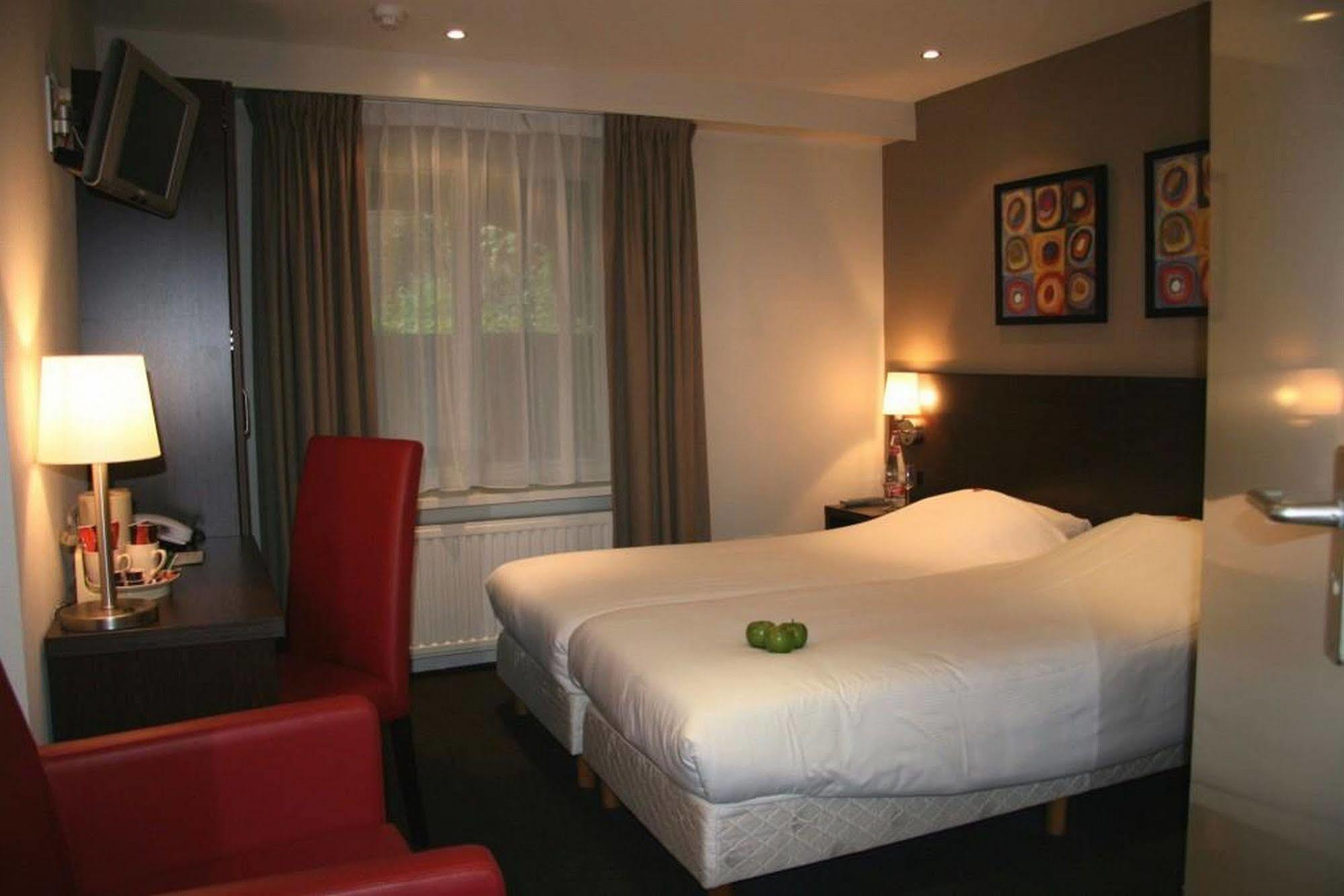Fletcher Hotel Gilde Deventer Bagian luar foto