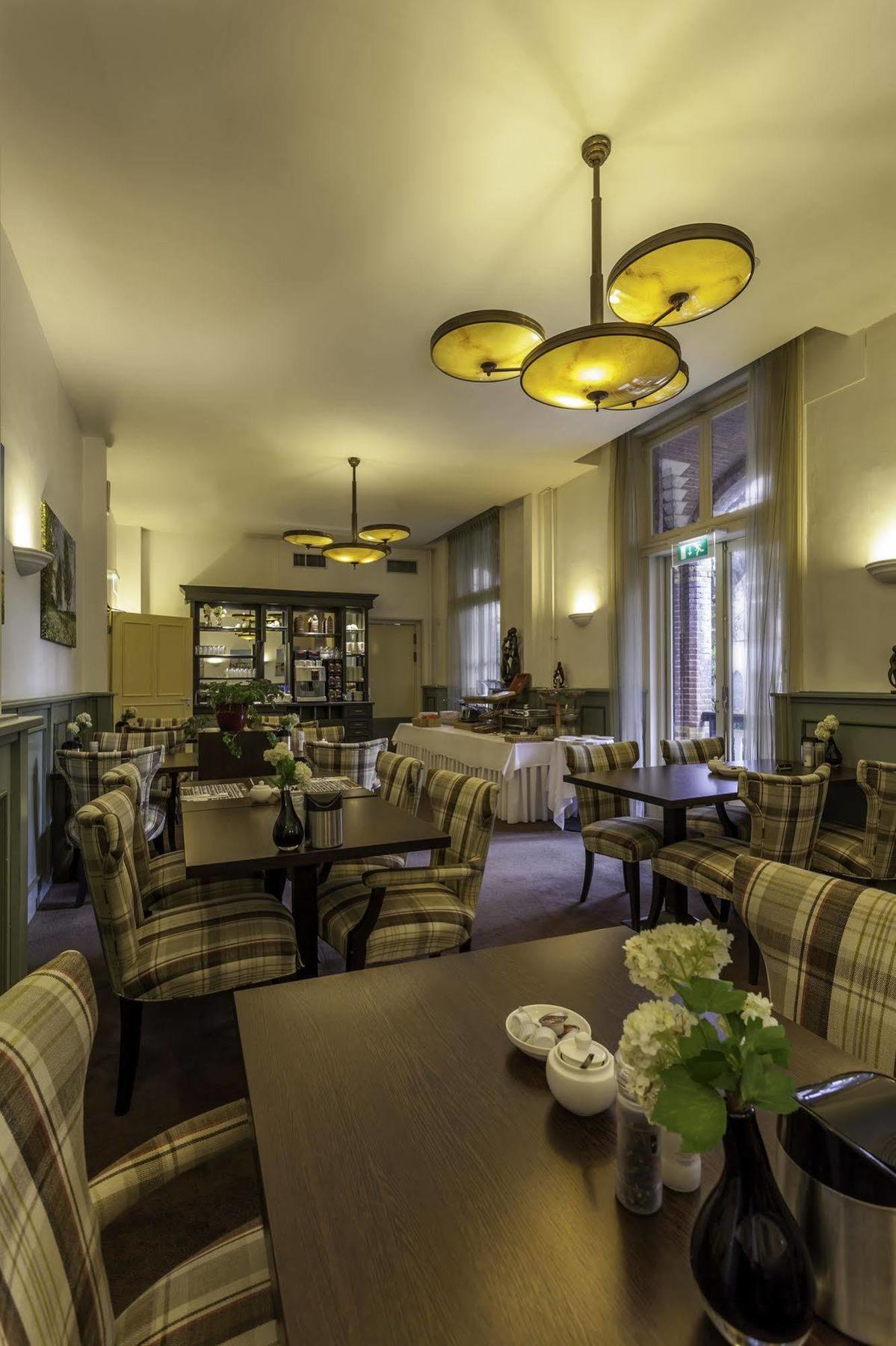 Fletcher Hotel Gilde Deventer Bagian luar foto