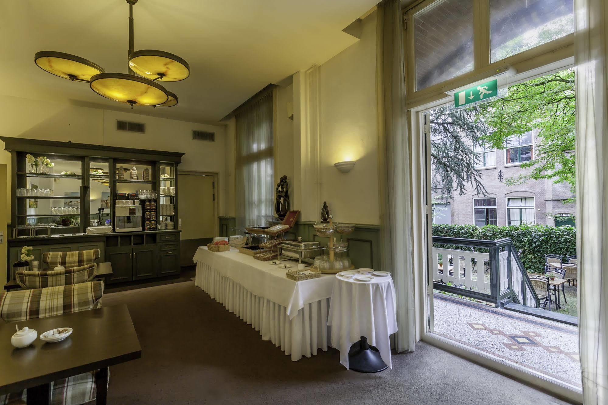 Fletcher Hotel Gilde Deventer Bagian luar foto